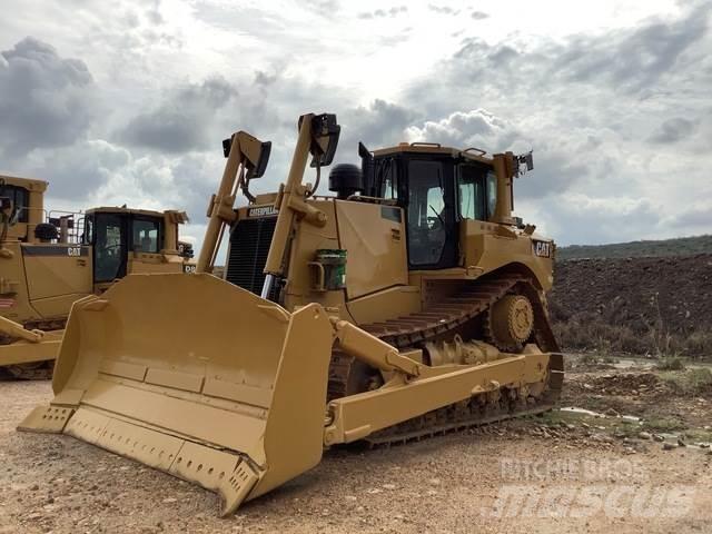 CAT D8T lánctalpas dózerek