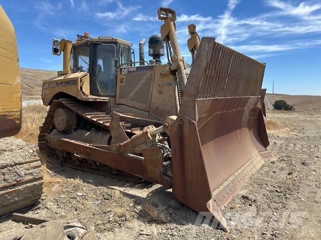 CAT D8T lánctalpas dózerek