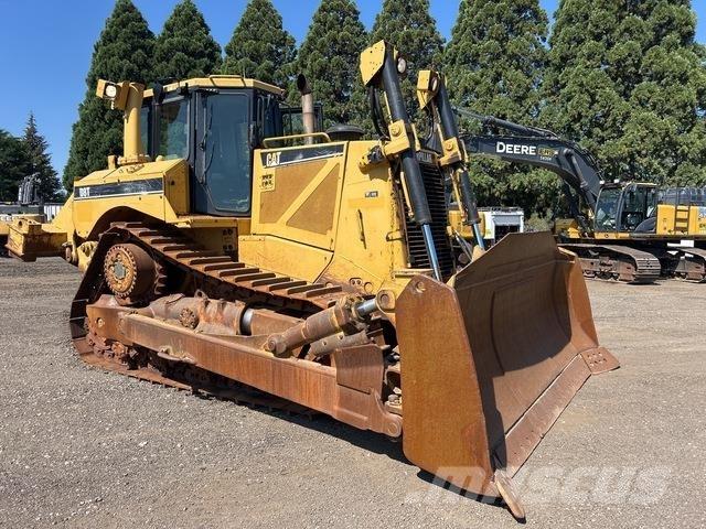 CAT D8T lánctalpas dózerek