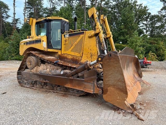 CAT D8T lánctalpas dózerek