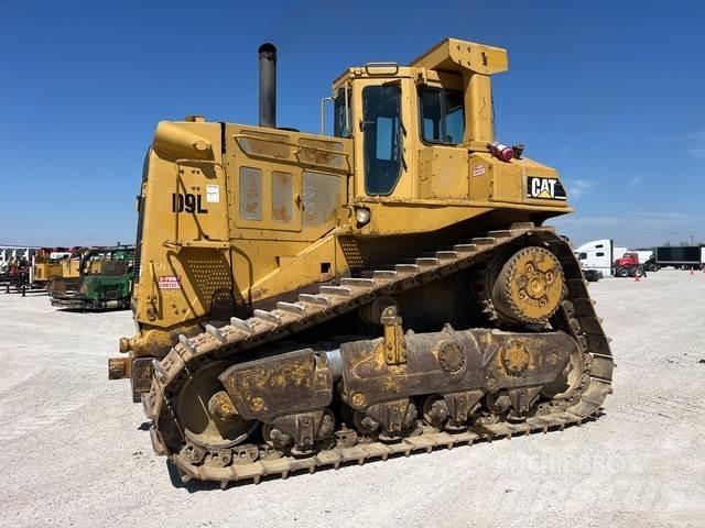 CAT D9L lánctalpas dózerek