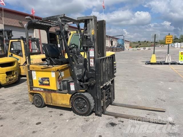 CAT EC25K Elektromos targoncák