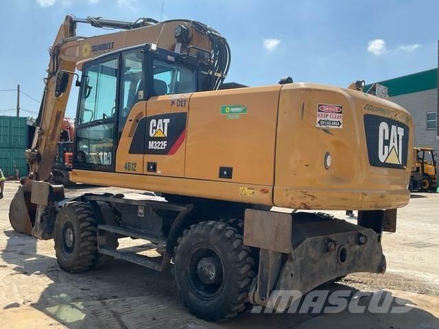 CAT M322F Gumikerekes kotrók