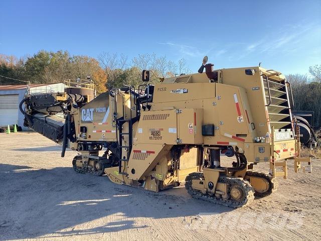 CAT PM200 Aszfalt marók