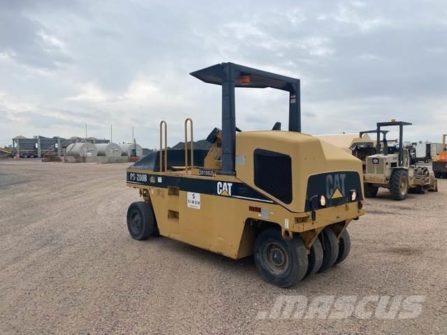 CAT PS200B Pneumatikus kerekes hengerek