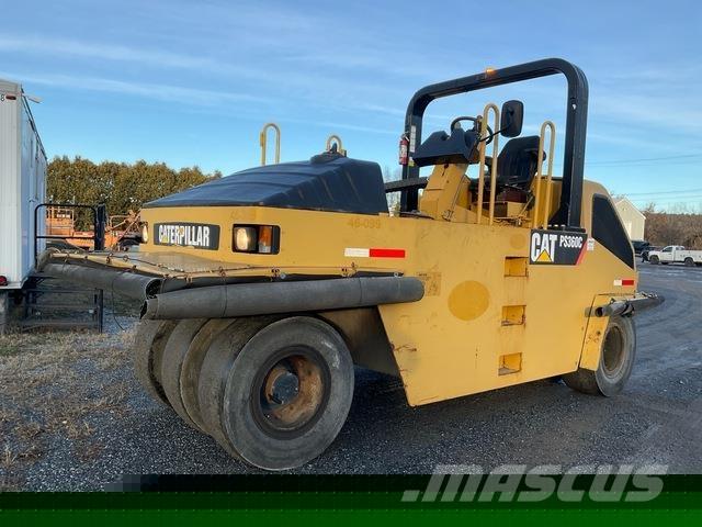 CAT PS360C Pneumatikus kerekes hengerek