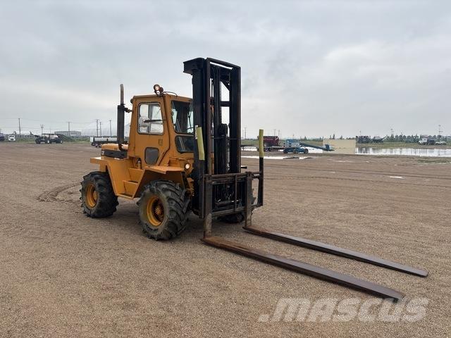 CAT R80 Tereptargonca