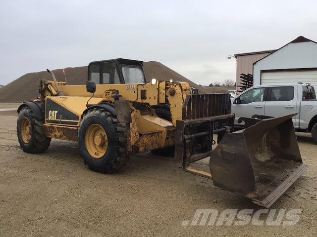 CAT TH83 Teleszkópos rakodók