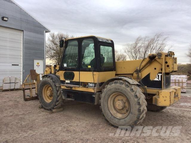 CAT TH83 Teleszkópos rakodók