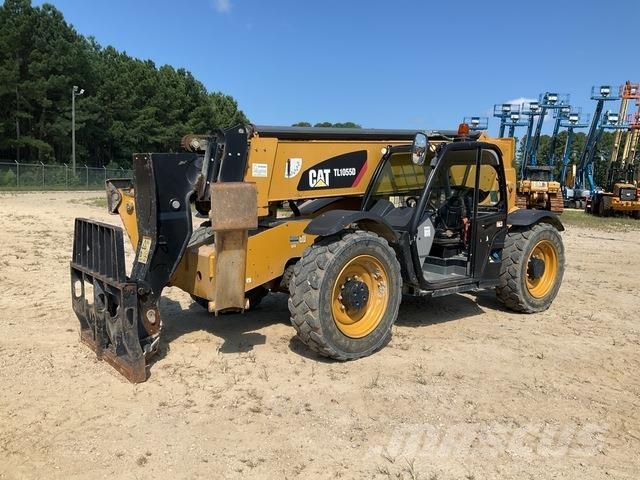 CAT TL1055D Teleszkópos rakodók
