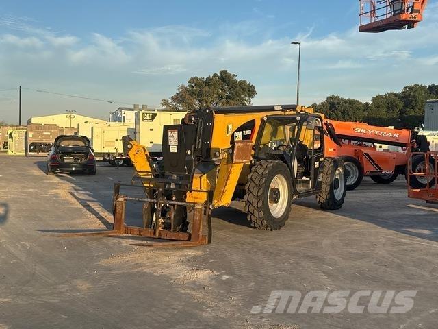 CAT TL1055D Teleszkópos rakodók