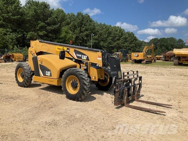 CAT TL642D Teleszkópos rakodók