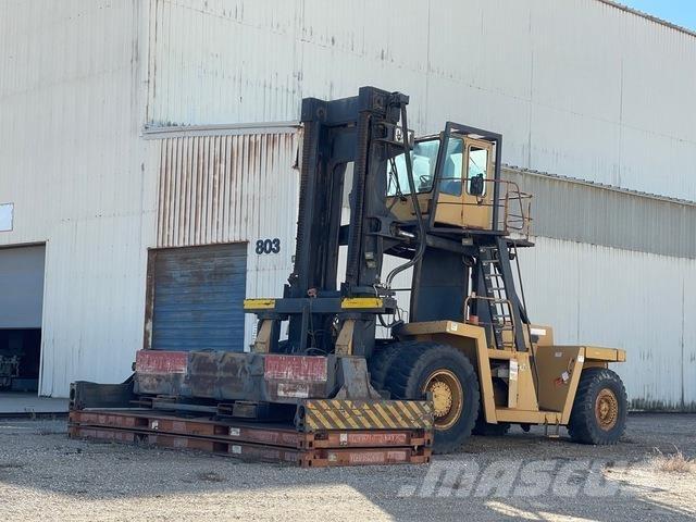 CAT V800 Konténerszállítók