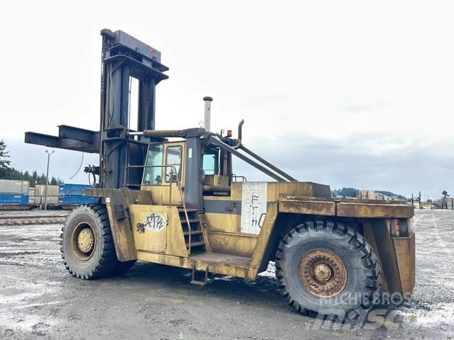 CAT V900 Konténerszállítók