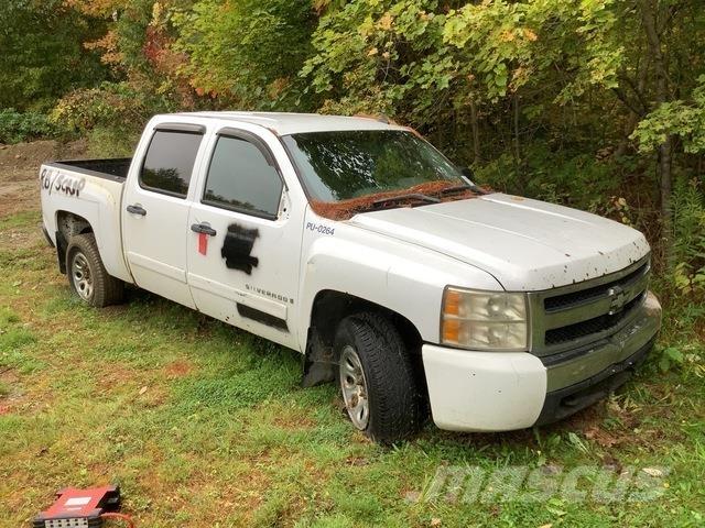 Chevrolet 1500 Kis teherszállító/Platós kocsi