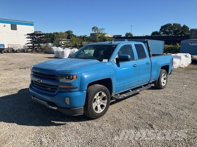 Chevrolet 1500 Kis teherszállító/Platós kocsi