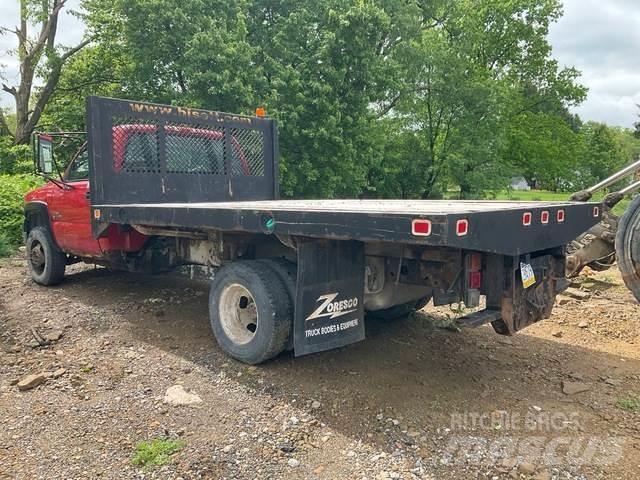 Chevrolet 3500 Platós / Ponyvás teherautók