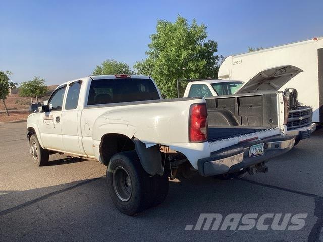 Chevrolet 3500 Kis teherszállító/Platós kocsi