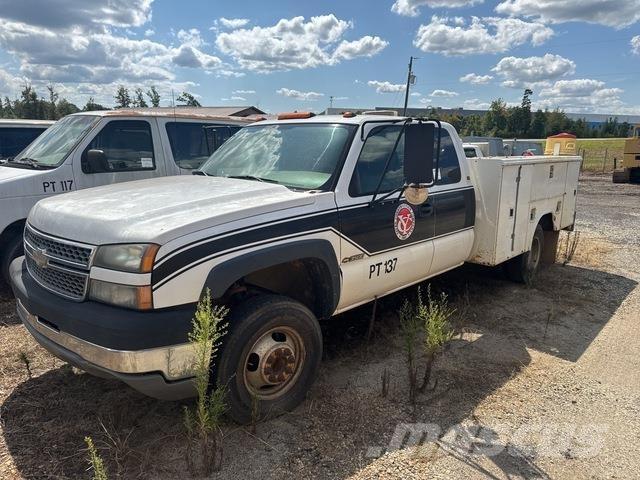Chevrolet 3500 Kis teherszállító/Platós kocsi
