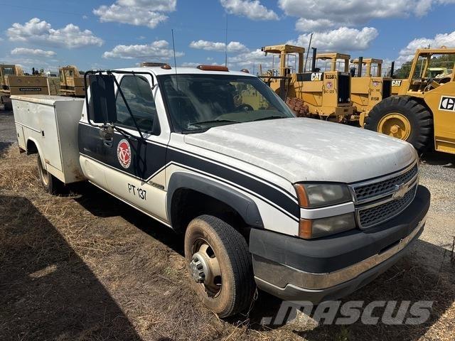 Chevrolet 3500 Kis teherszállító/Platós kocsi