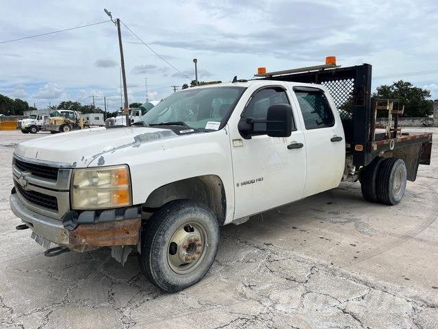 Chevrolet 3500 Kis teherszállító/Platós kocsi