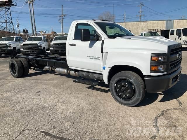 Chevrolet 5500 Vezetőfülke és belső tartozékok