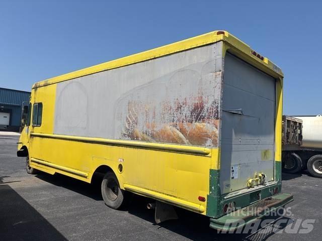Chevrolet P30 Dobozos