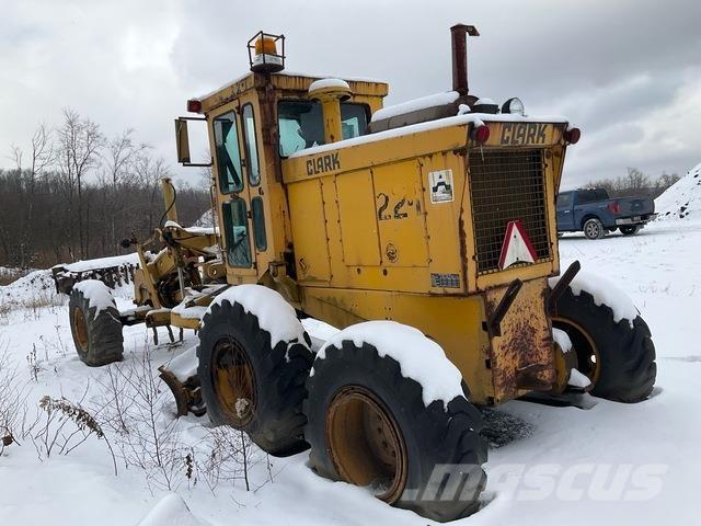 Clark S501 Gréderek