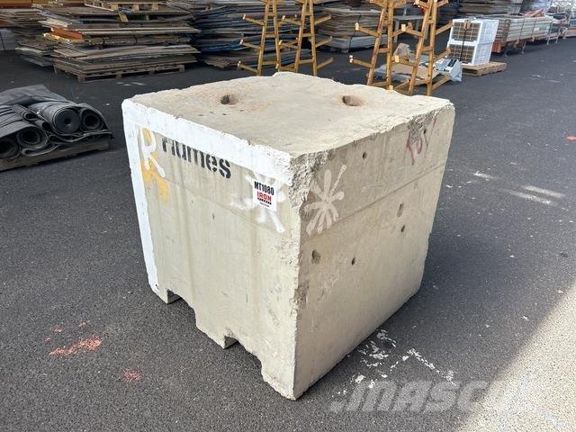  Concrete Block Építőipar - Egyebek
