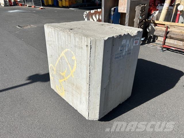  Concrete Block Építőipar - Egyebek