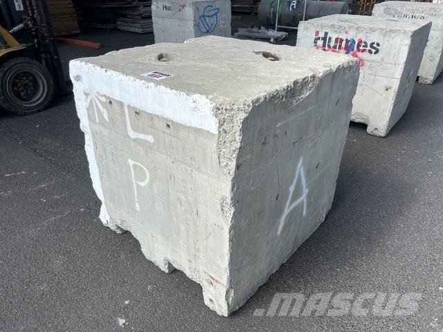  Concrete Block Építőipar - Egyebek