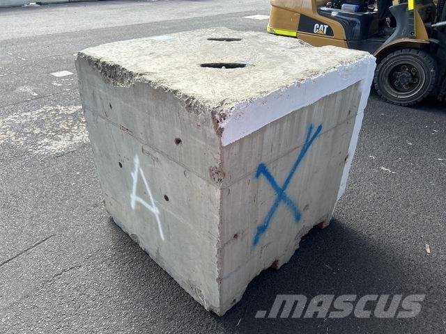  Concrete Block Építőipar - Egyebek