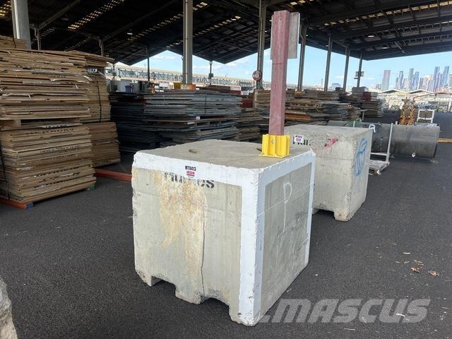  Concrete Block Építőipar - Egyebek