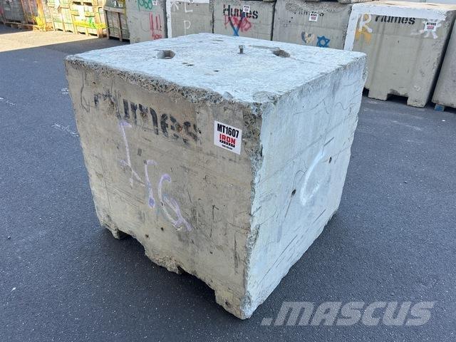  Concrete Block Építőipar - Egyebek