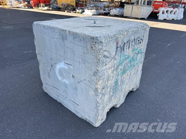  Concrete Block Építőipar - Egyebek