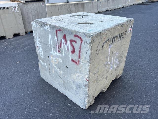  Concrete Block Építőipar - Egyebek