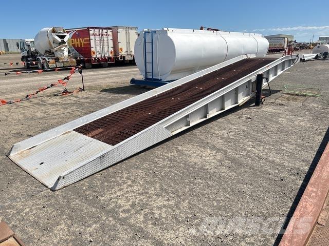  Container Ramp Építőipar - Egyebek