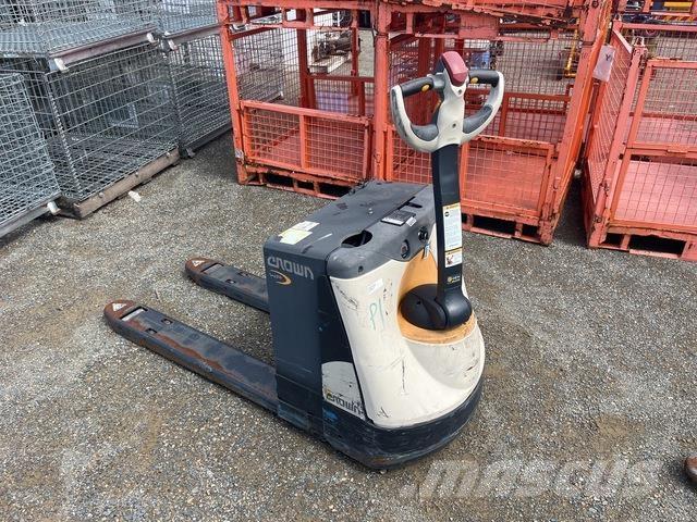 Crown WP3020 Raklapozó berendezések