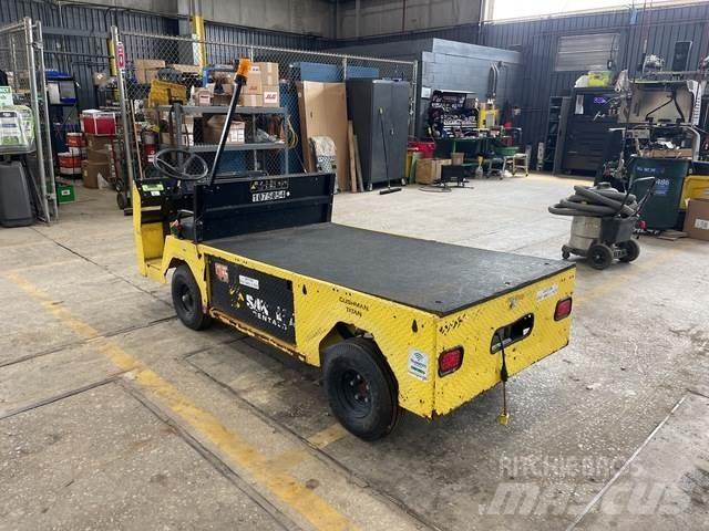 Cushman Titan Motorok