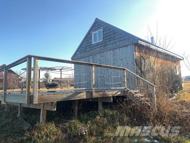  Custom Built Építőipar - Egyebek