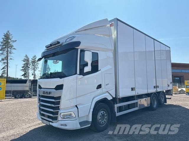DAF XF 530 FAN Dobozos teherautók