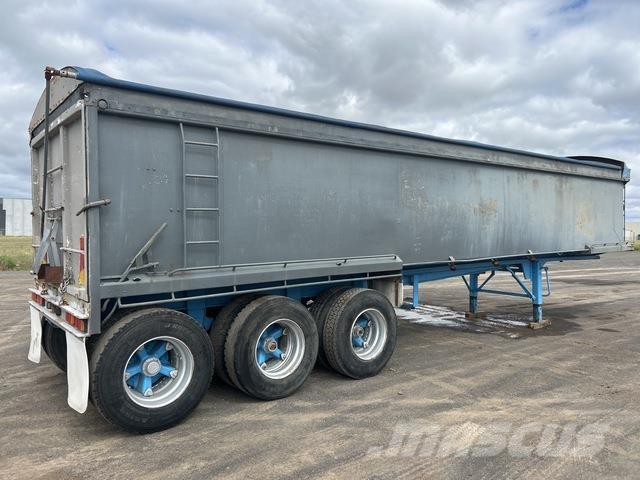  Debora Downs Billenő pótkocsik