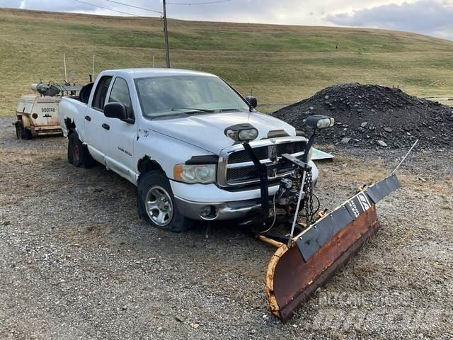 Dodge Ram 1500 Hóeltakarítók