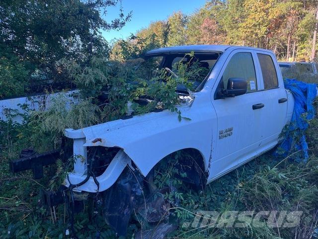 Dodge Ram 1500 Kis teherszállító/Platós kocsi