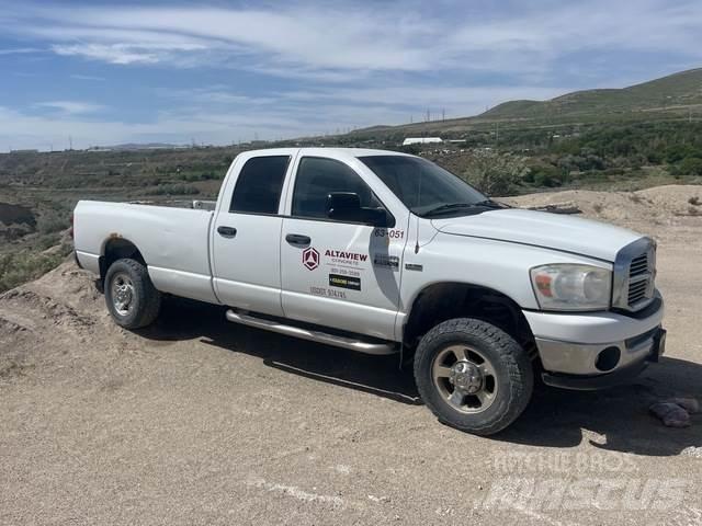 Dodge Ram 2500 Egyéb