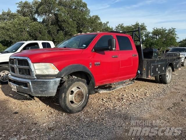 Dodge Ram 5500 Platós / Ponyvás teherautók