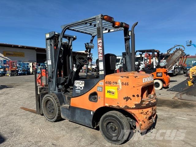 Doosan D30S-5 Targoncák-Egyéb