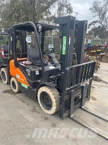 Doosan D30S7 Targoncák-Egyéb