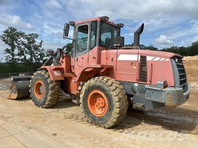 Doosan DL200TC Gumikerekes homlokrakodók