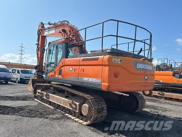 Doosan DX300LC Lánctalpas kotrók